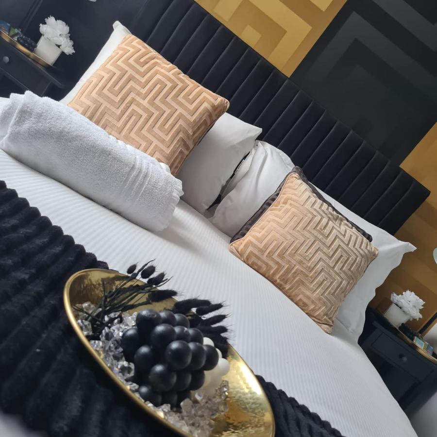 Ferienwohnung Luxury 9Ine Penthouse With Garden & Jacuzzi Birmingham Exterior foto